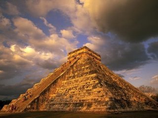  Descent of the Feathered Serpent - Quetzalcoatl's Pyramid in Mexico 